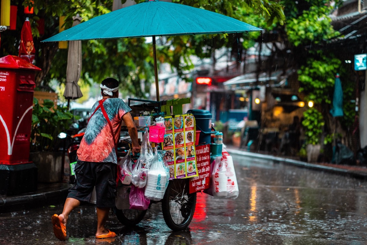 Shanghai street food vendor selling hot pot